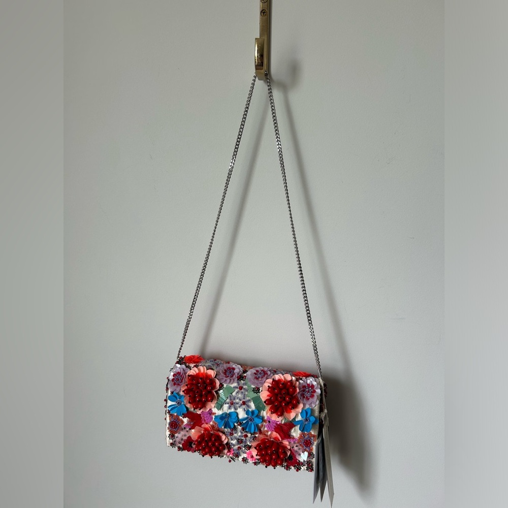 Viral beaded floral colorful crossbody made in India bag - Picture 2 of 7